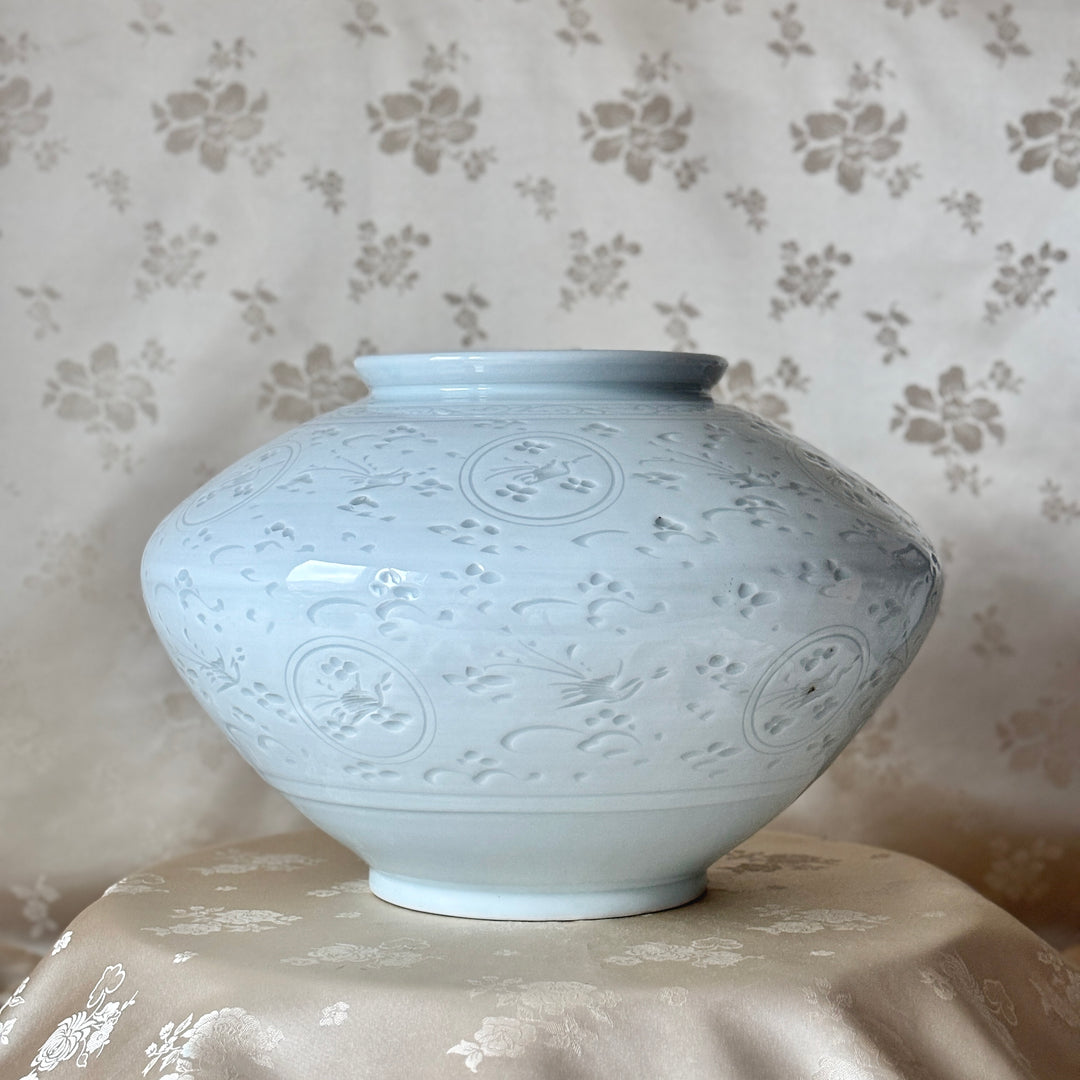 White Porcelain Vase with Incised Cloud and Crane Motif