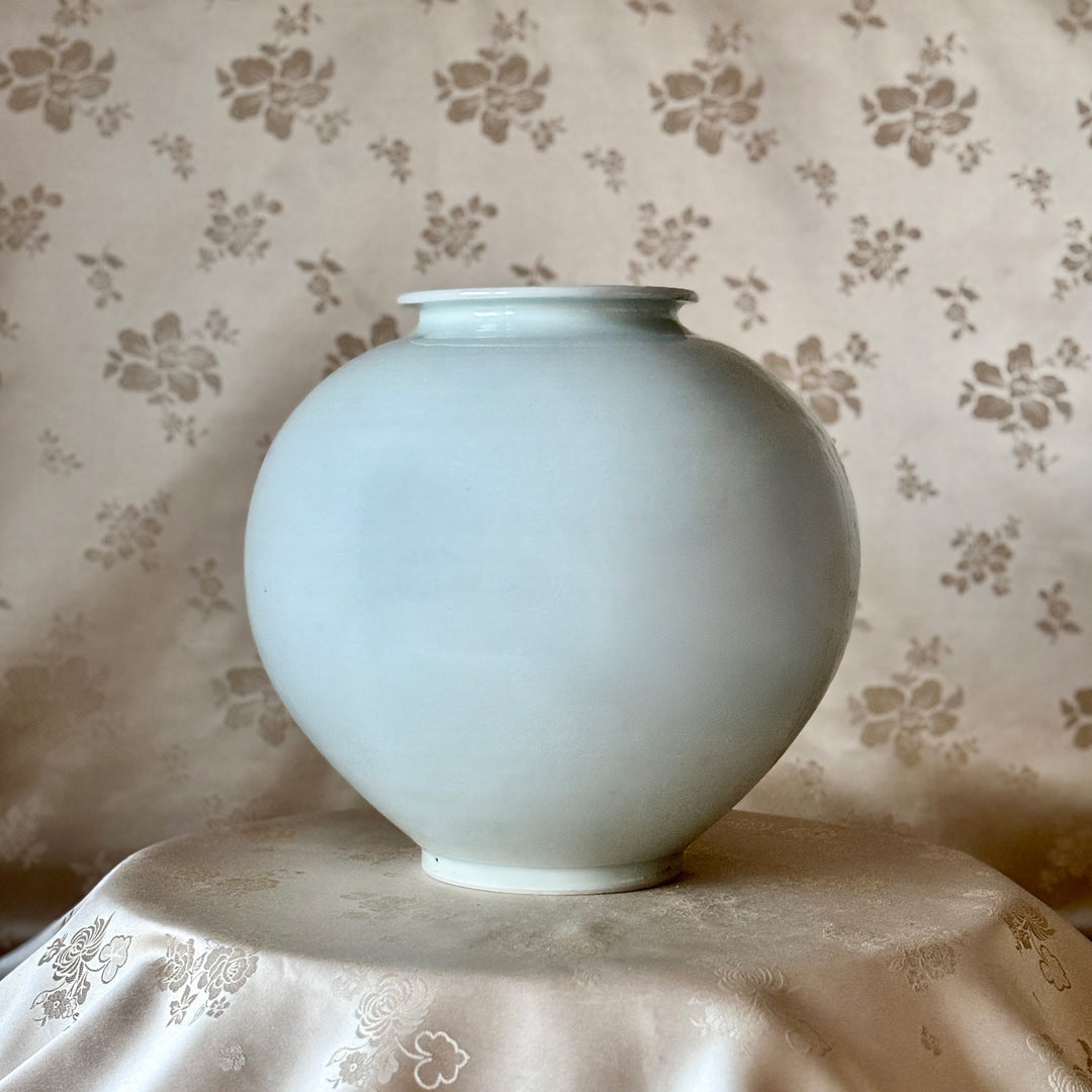 White Porcelain Vase with Cobalt Blue Underglaze Mandarin Fish Design