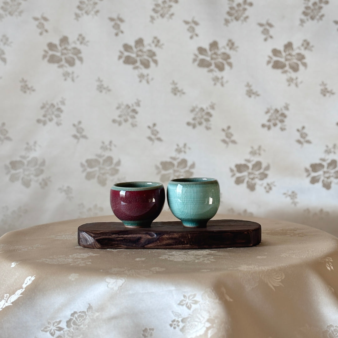 Celadon Cup Set with Distinct Color Inlays: Flower Motif