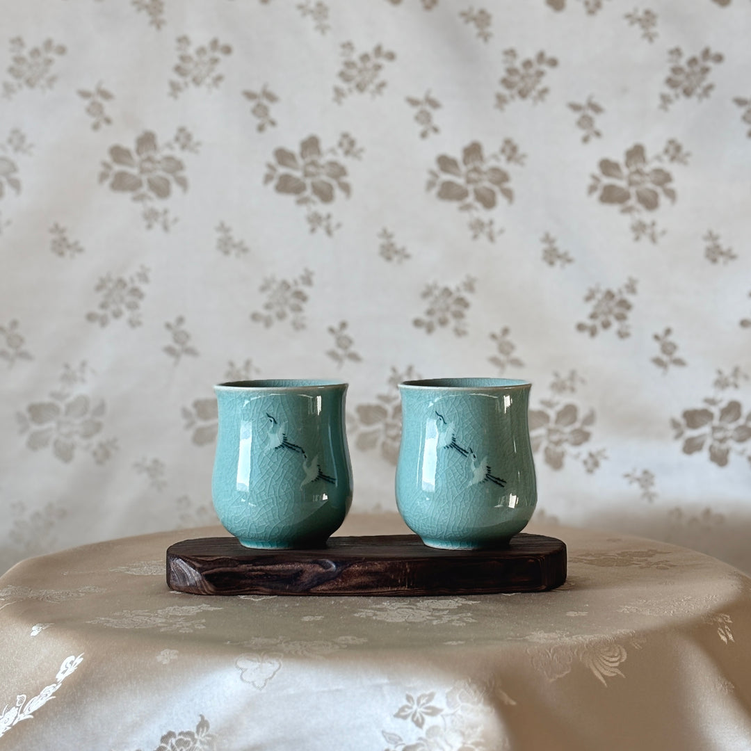 Celadon Set of Two Cups with Inlaid Crane Motif