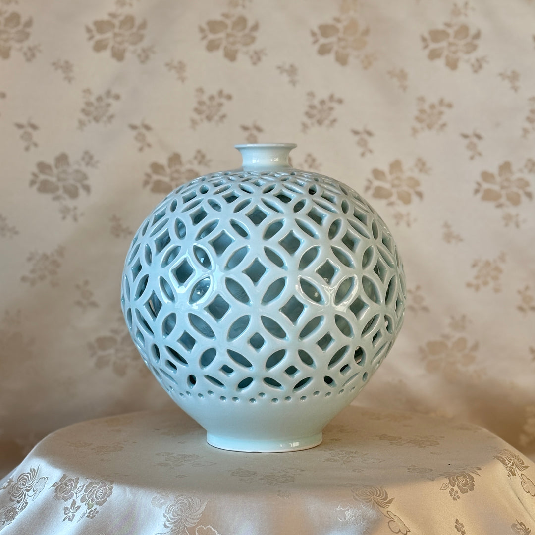 White Porcelain Double Wall Openwork Vase with Inlaid Crane Design and Chilbo Motif