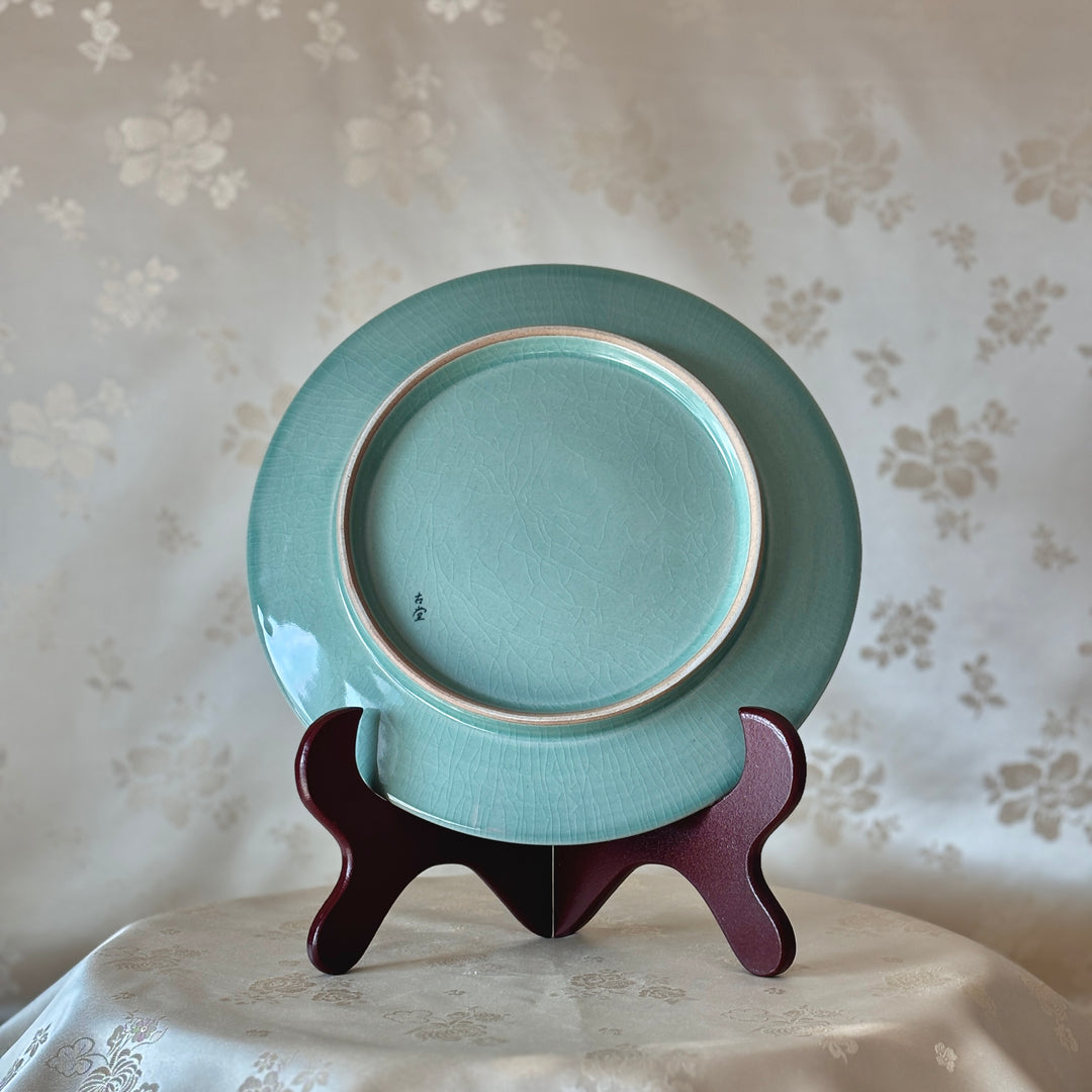 White Celadon Set of Plate and Vase with Plum Blossom Pattern