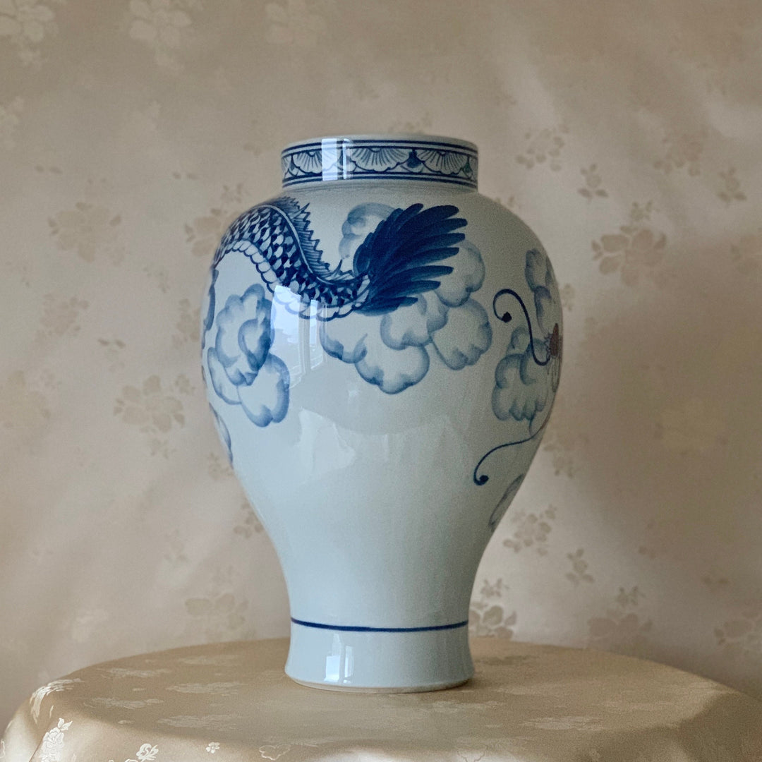 White Porcelain Vase with Drawn Dragon and Cloud Pattern (백자 청화 용운문 호)