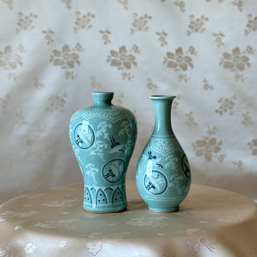 Celadon Vase Set with Inlaid Cloud and Crane Pattern