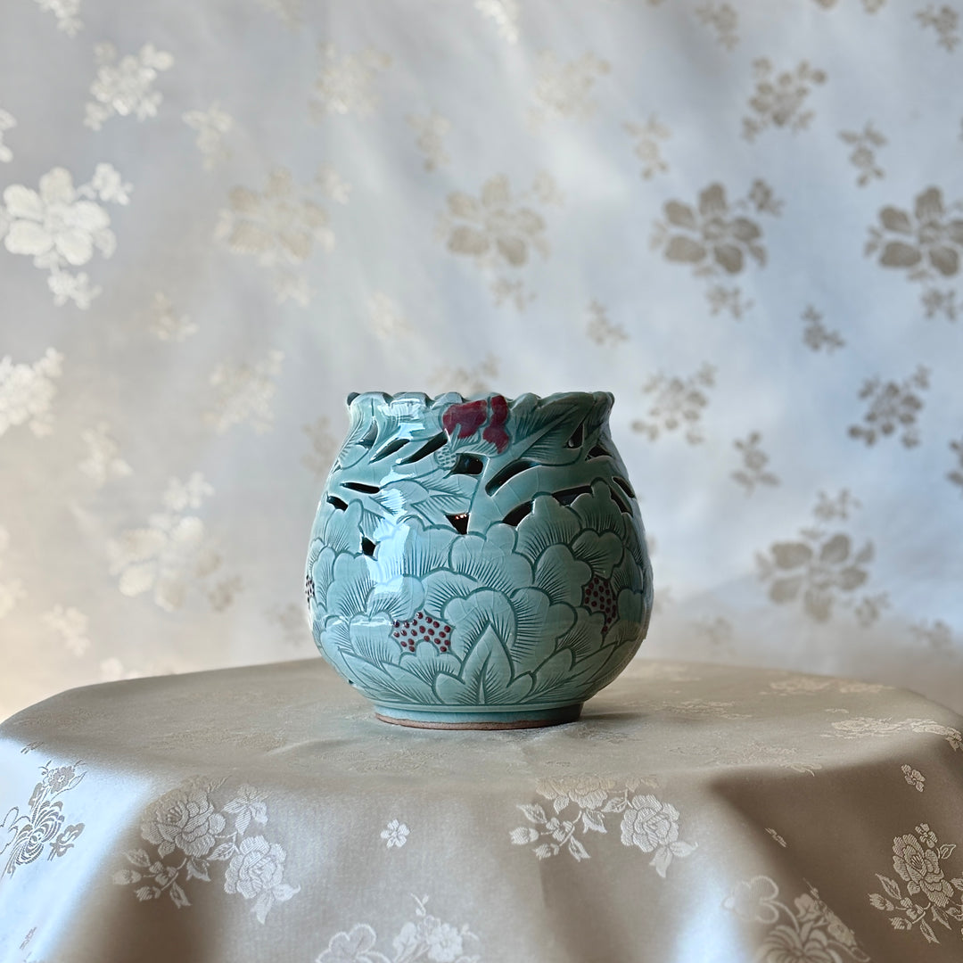 Celadon Openwork Vase with White Inlay: Peony Motif