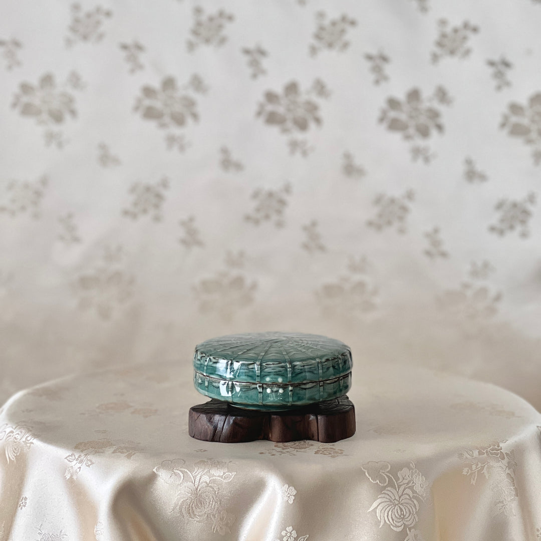 Celadon Covered Box with Mixed Clay (Marble) Design