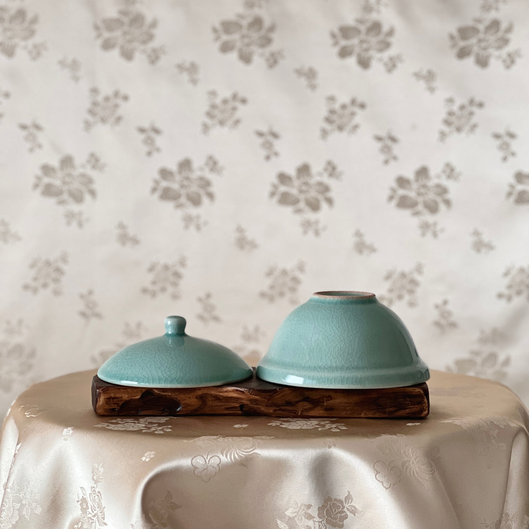 Celadon Soup Bowl Set with Matching Chopstick Rests