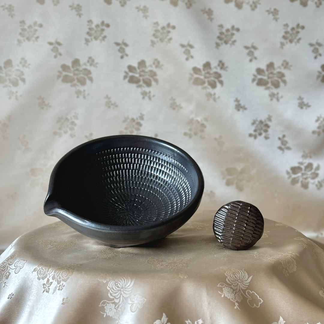 Mini Earthenware (Onggi) Grinding Bowl