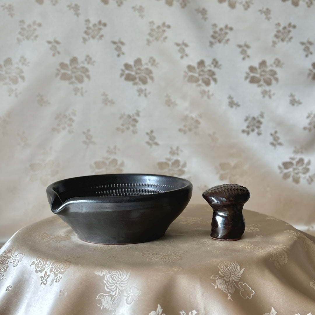 Mini Earthenware (Onggi) Grinding Bowl