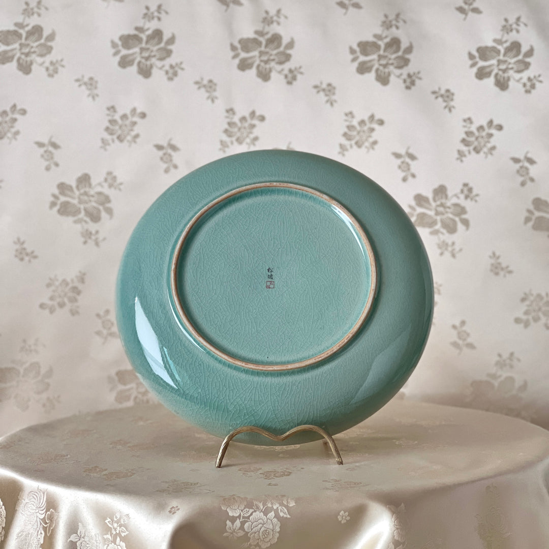 Celadon Plate Set with Inlaid Crane Motif