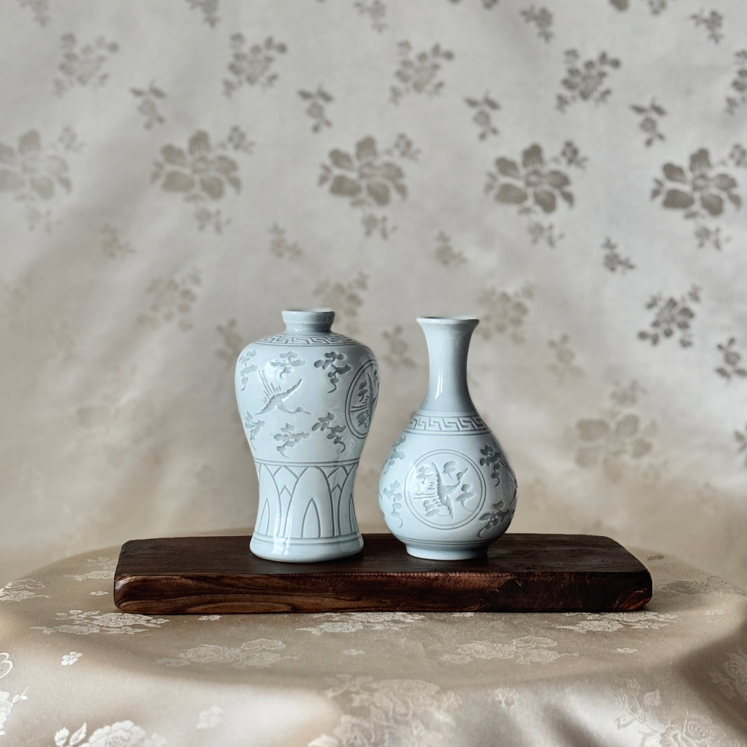 White Porcelain Vase Set: Cloud and Crane Incised Motif