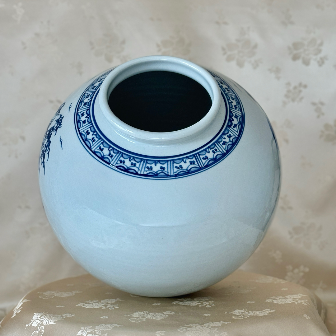 White Porcelain Vase with Pattern of Longevity Symbols