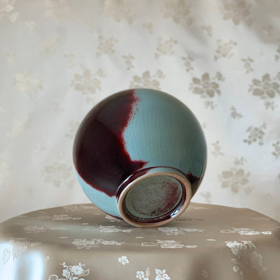 Copper Glazed Porcelain Vase: Fire-Formed Pattern (동화 요변 호)