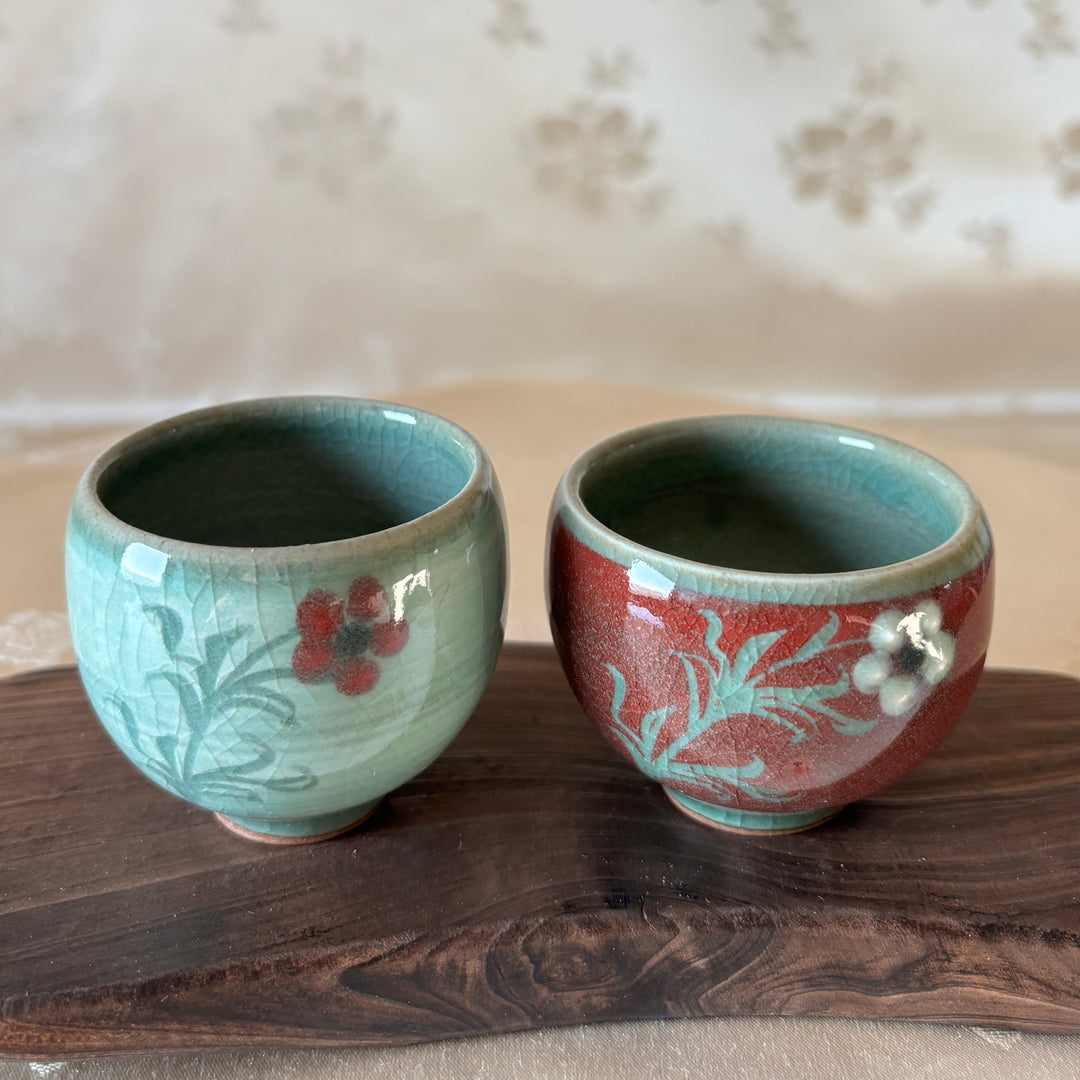 Celadon Cup Set with Distinct Color Inlays: Flower Motif