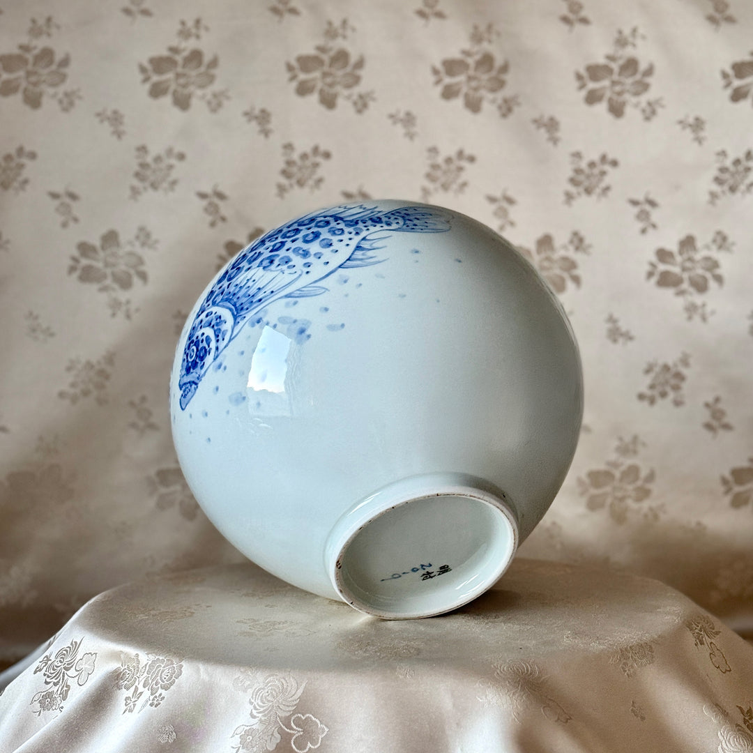 White Porcelain Vase with Cobalt Blue Underglaze Mandarin Fish Design