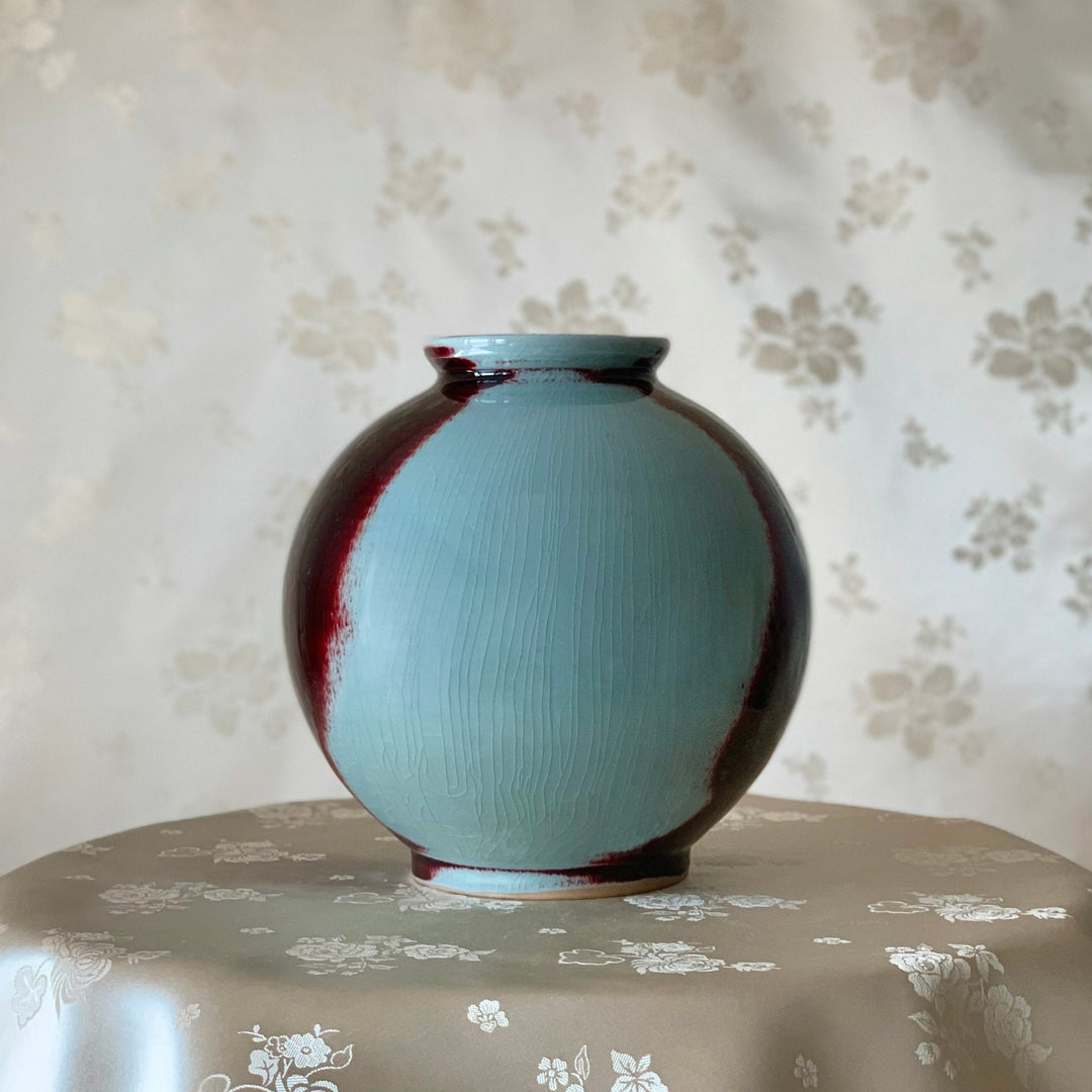 Copper Glazed Porcelain Vase: Fire-Formed Pattern (동화 요변 호)