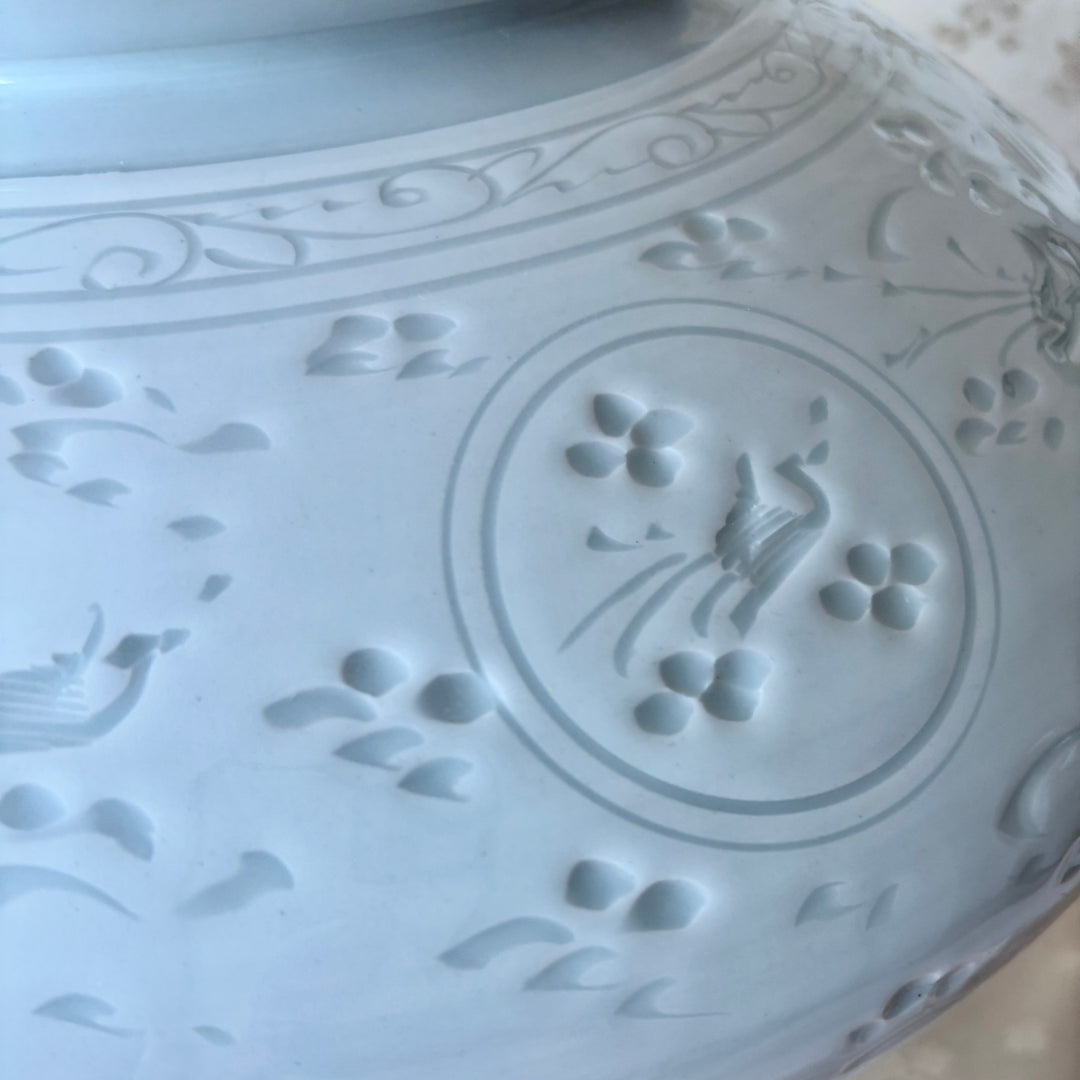 White Porcelain Vase with Incised Cloud and Crane Motif