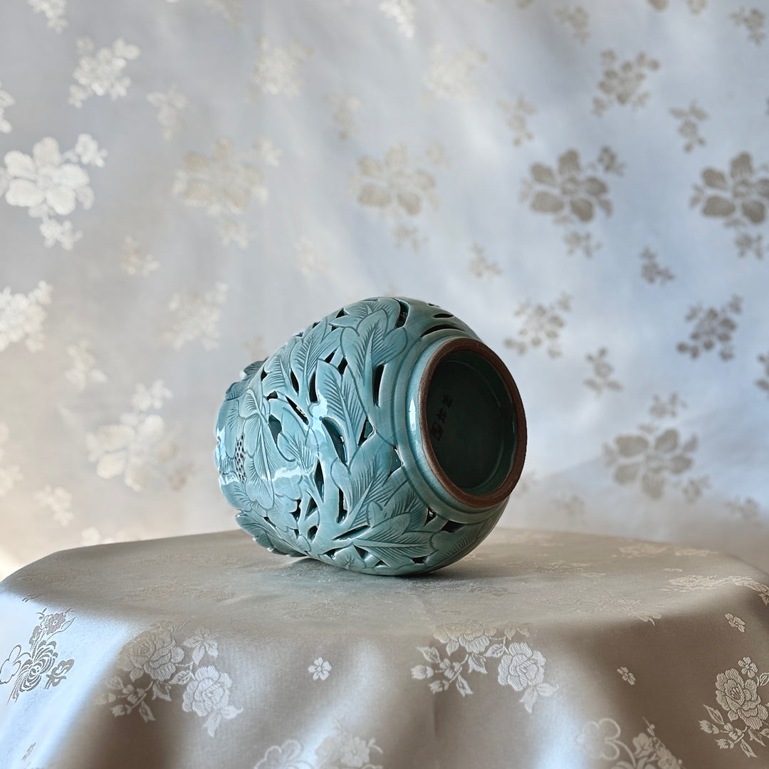 Celadon Openwork Vase with White Inlay: Peony Motif