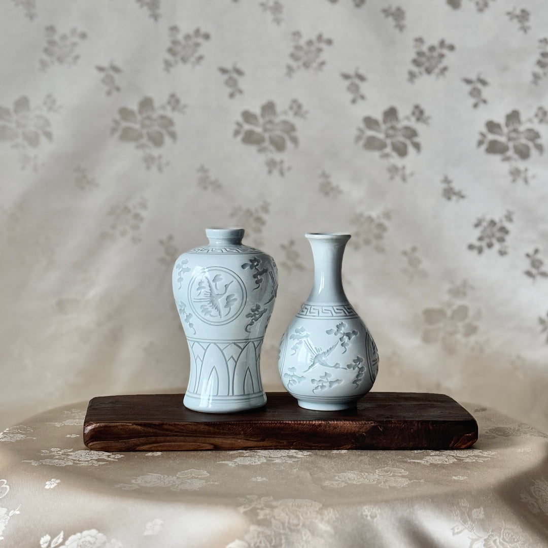 White Porcelain Vase Set: Cloud and Crane Incised Motif