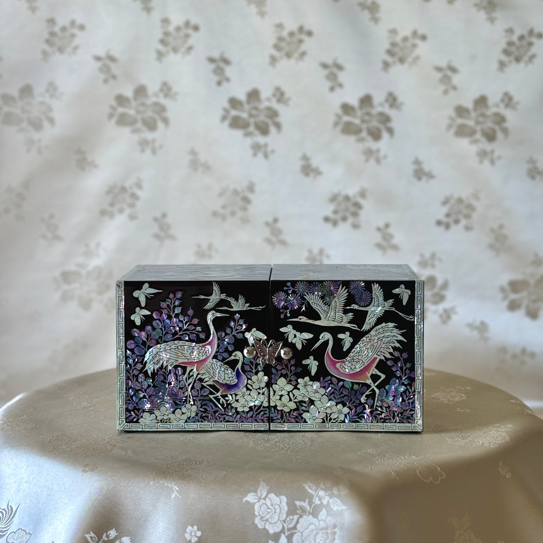 Mother of Pearl Jewelry Box with Pine Tree and Crane Pattern