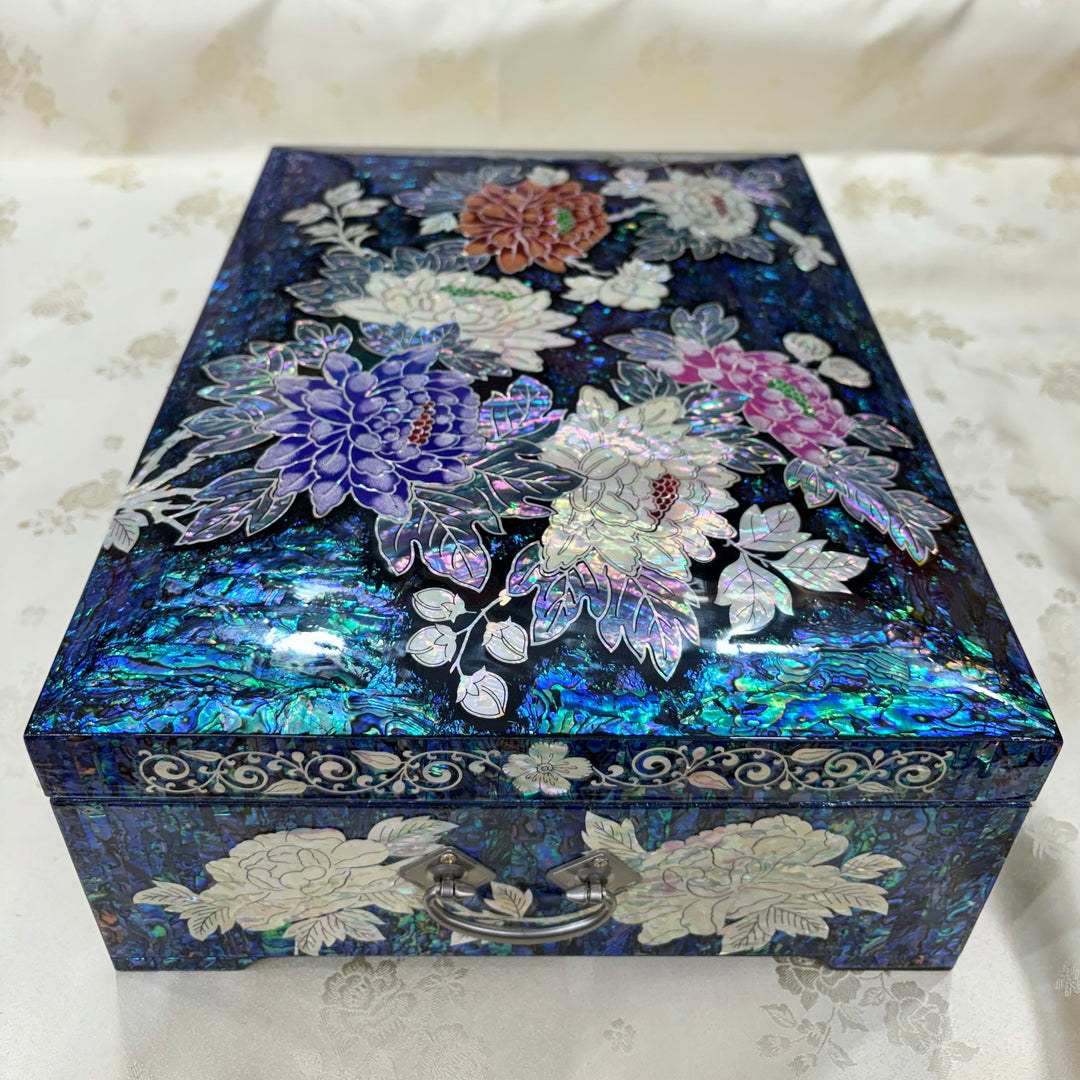 Mother of Pearl Jewelry Ring Box with Peony and Butterfly Pattern